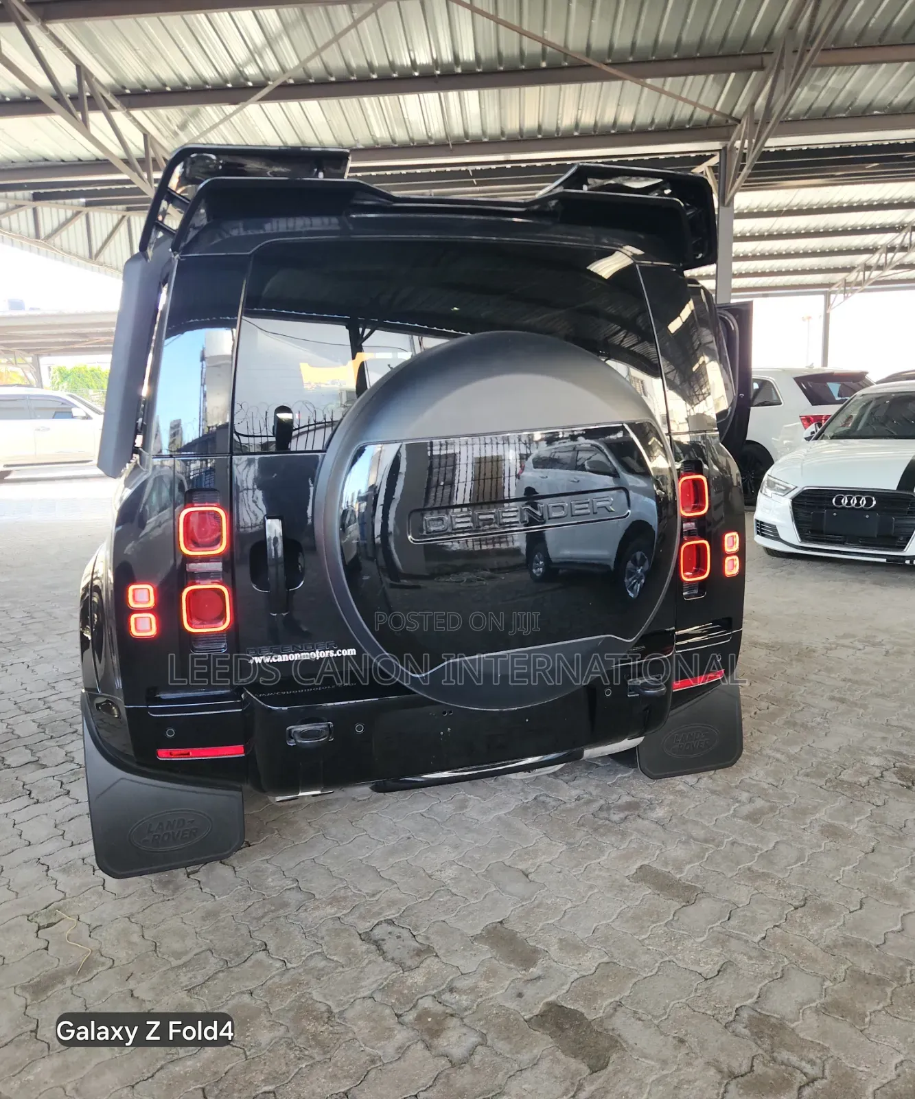 Land Rover Defender 2021 Black