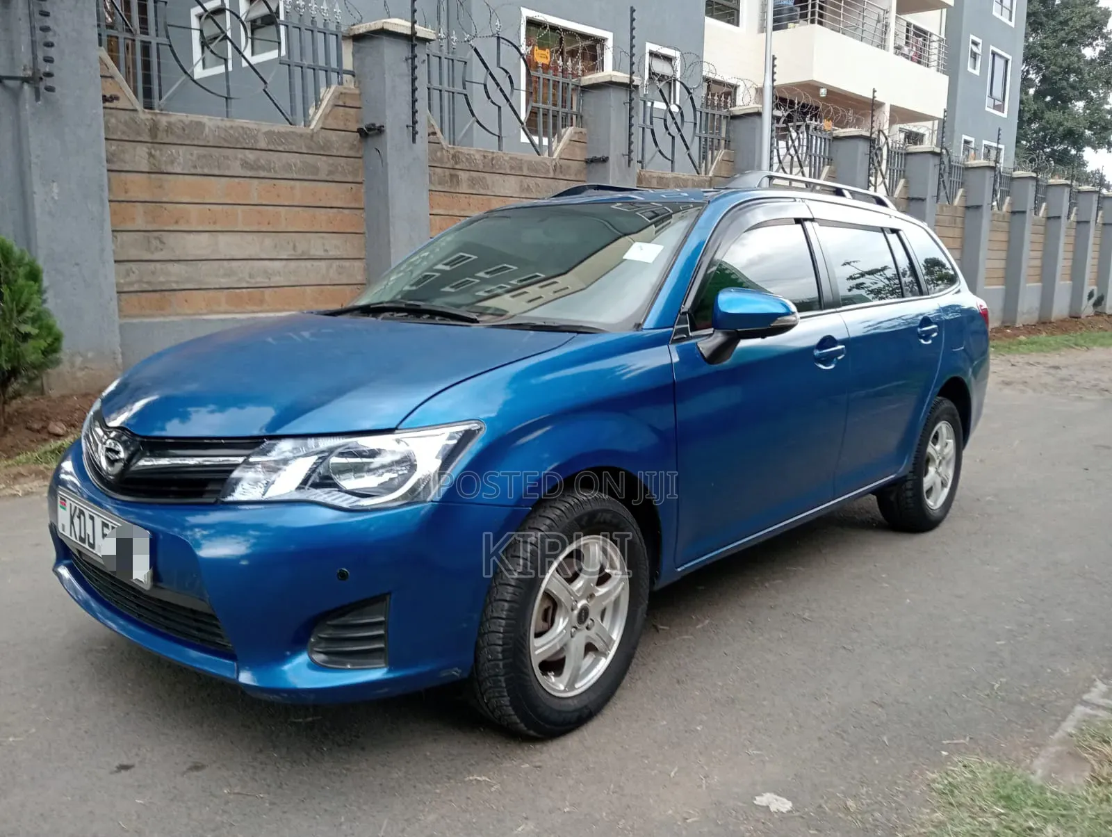 Toyota Corolla Fielder 2014 Blue