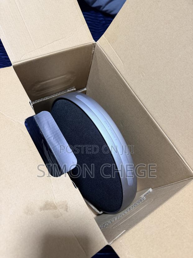 Harman Kardon Onyx Studio 9