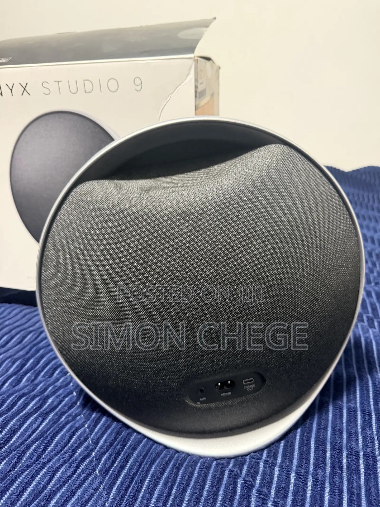 Harman Kardon Onyx Studio 9