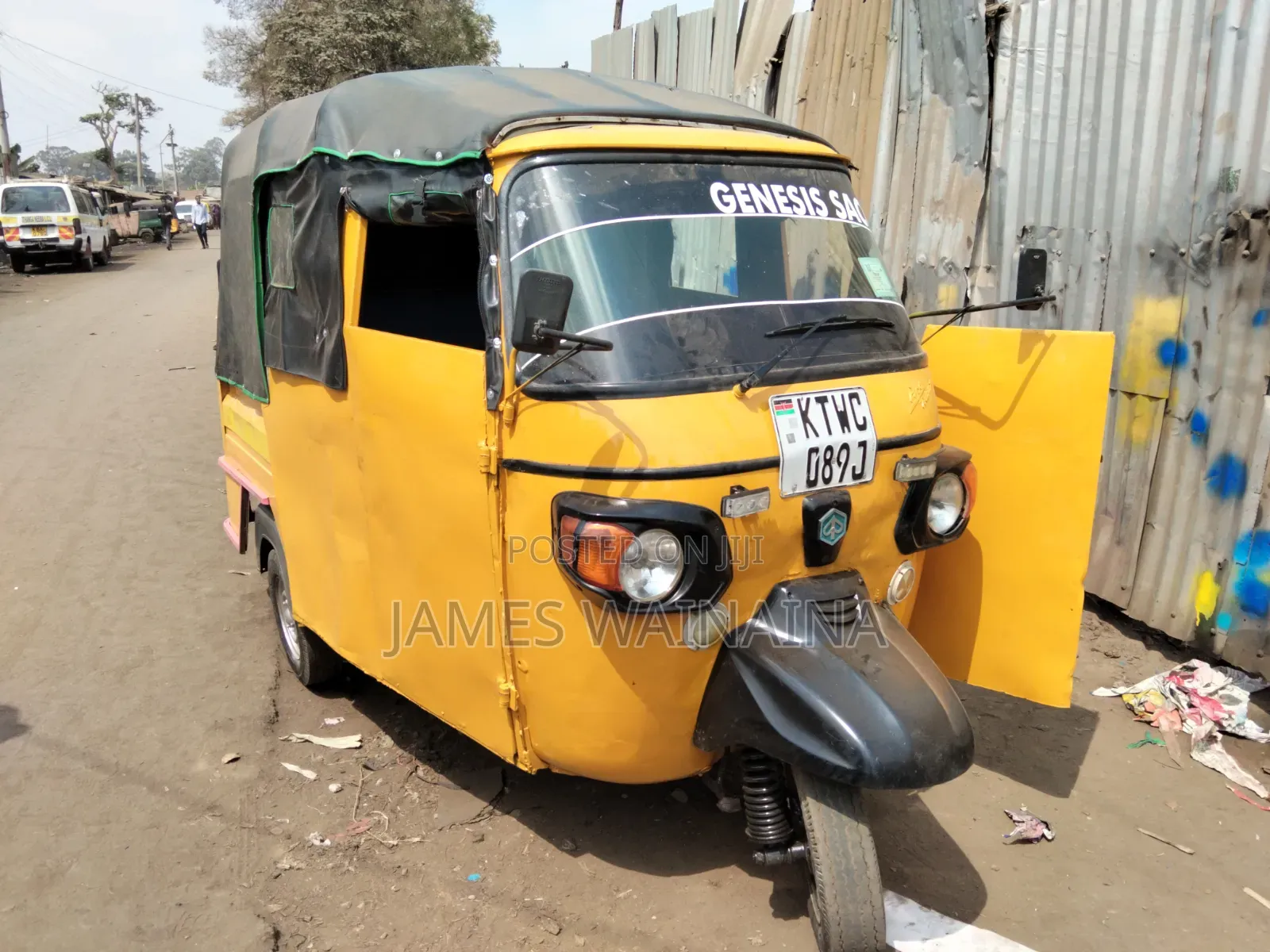 Piaggio Scooter 2022 Yellow