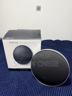Harman Kardon Onyx Studio 9