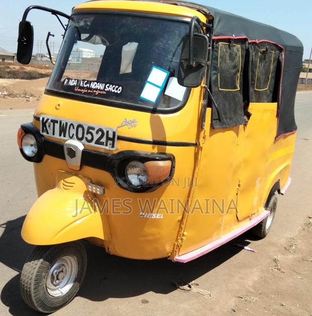 Piaggio Scooter 2020 Yellow