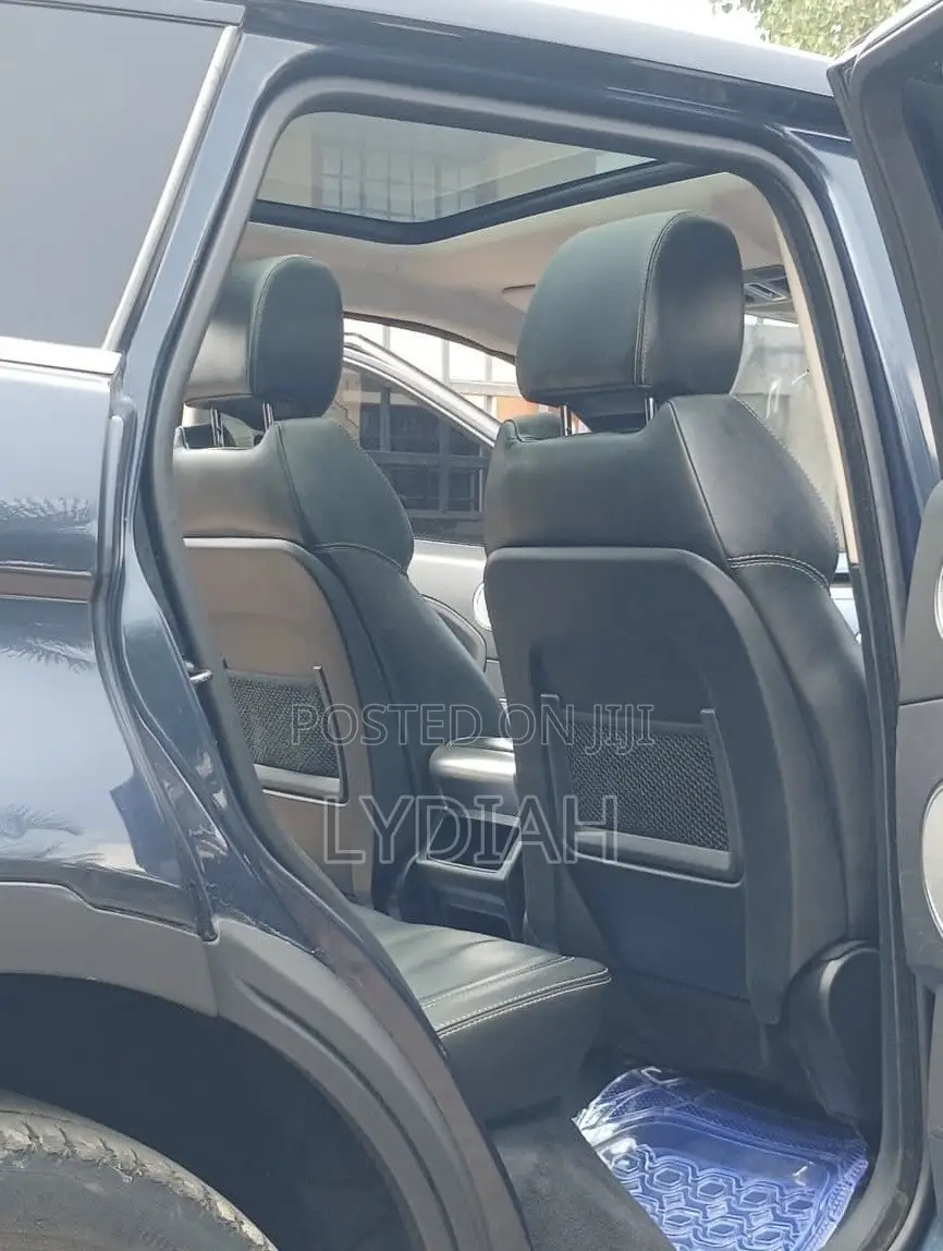 Land Rover Range Rover Evoque 2012 Blue
