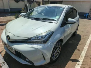 Toyota Vitz 2018 White