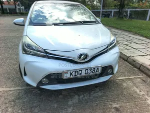 Toyota Vitz 2018 White