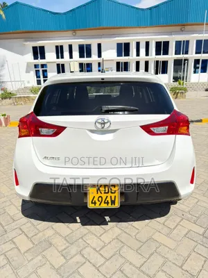 Toyota Auris 2014 White