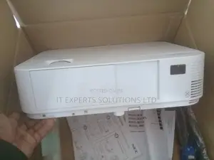 Epson CB -W01 With 3000lumens XGA