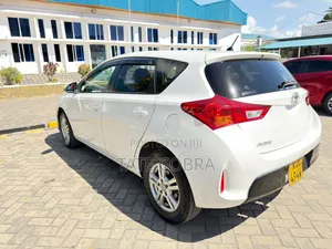 Toyota Auris 2014 White