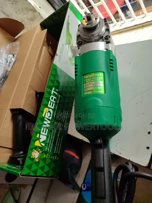 NEWBEAT NBT-AG-230B Angle Grinder.