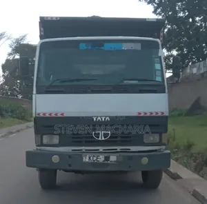 Tata Tipper Miguu Sita 2015 White