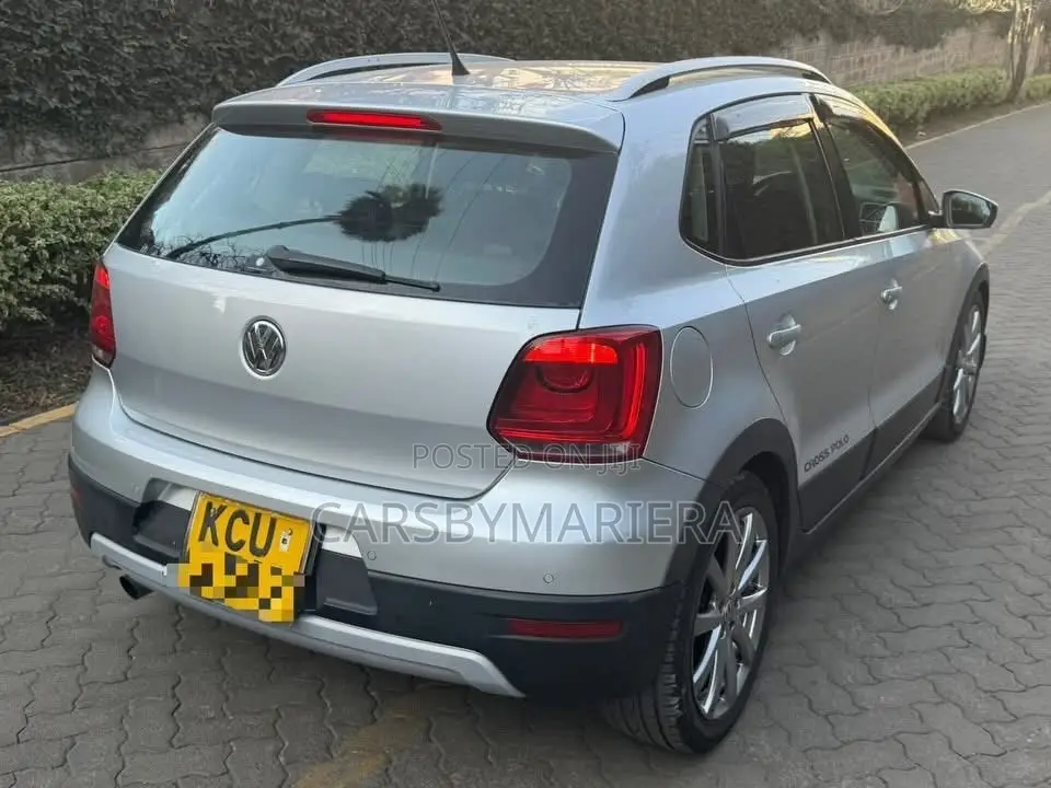 Volkswagen Polo 1.2 TSI 2012 Silver