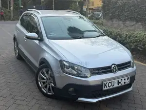 Volkswagen Polo 1.2 TSI 2012 Silver