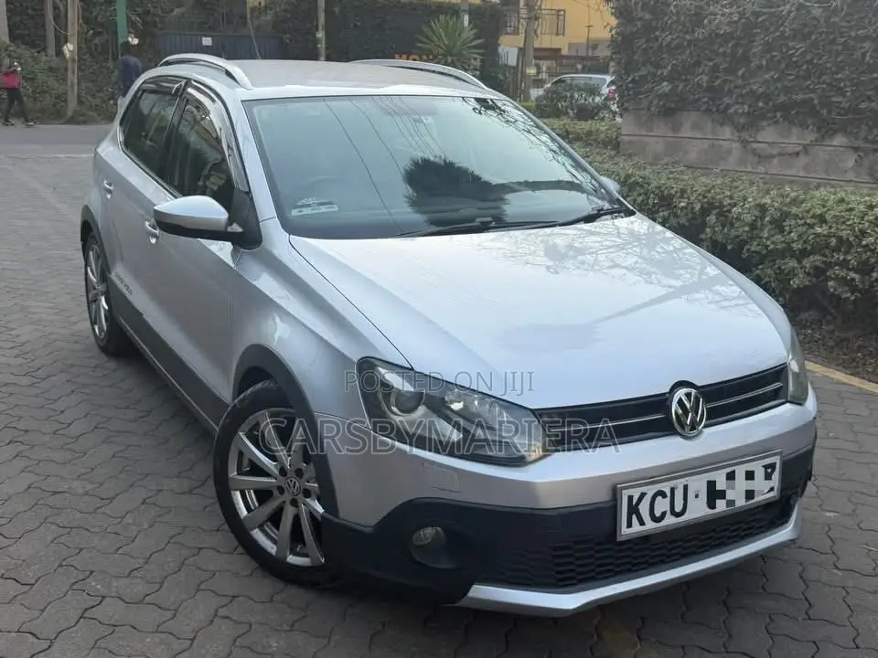 Volkswagen Polo 1.2 TSI 2012 Silver