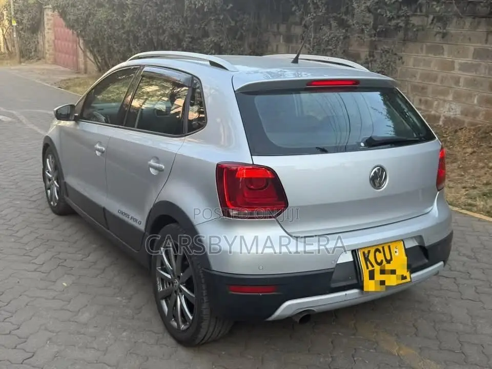 Volkswagen Polo 1.2 TSI 2012 Silver
