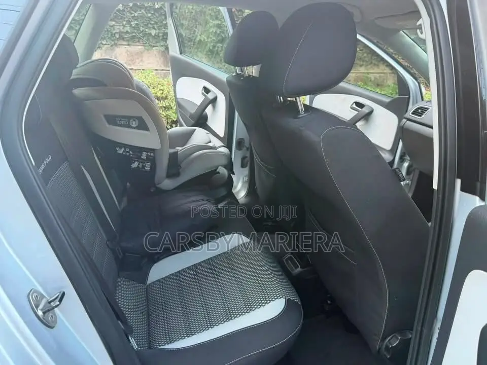 Volkswagen Polo 1.2 TSI 2012 Silver