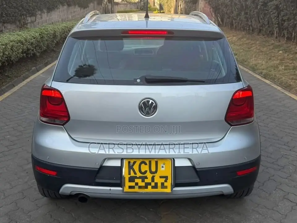 Volkswagen Polo 1.2 TSI 2012 Silver
