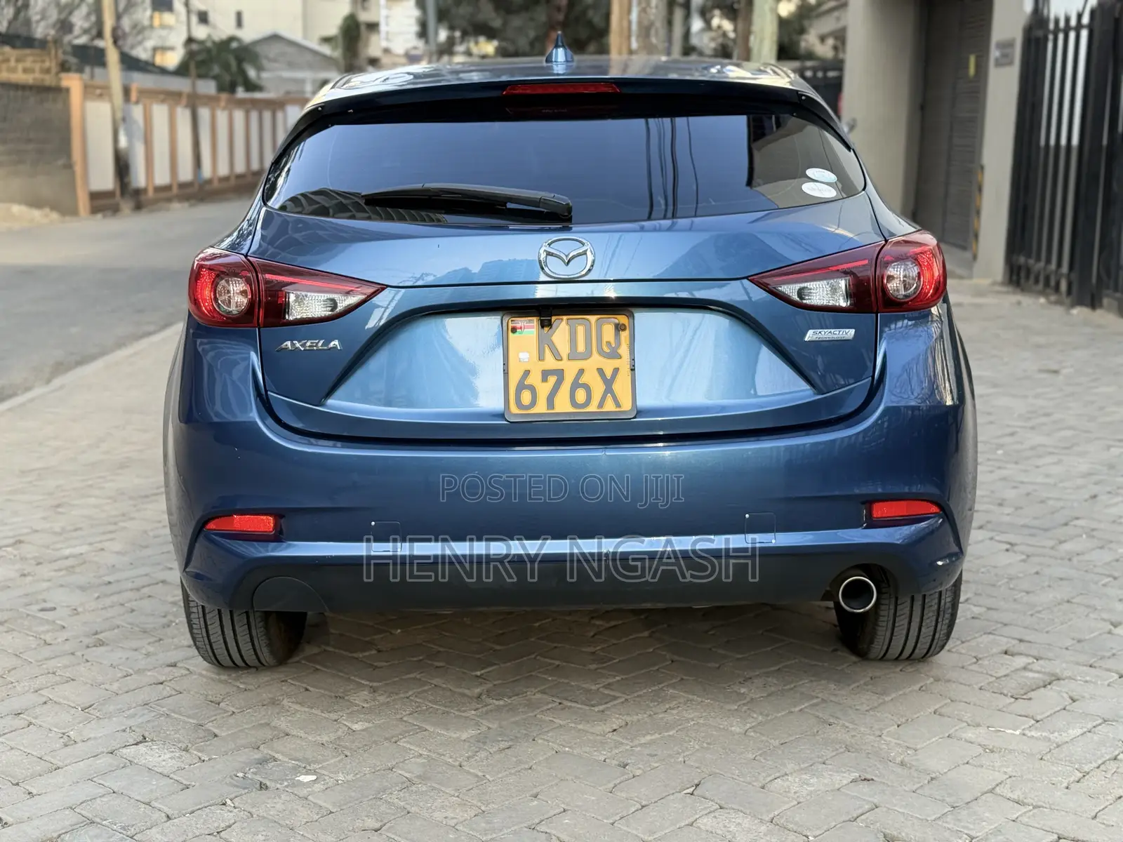 Mazda Axela 2016 Blue