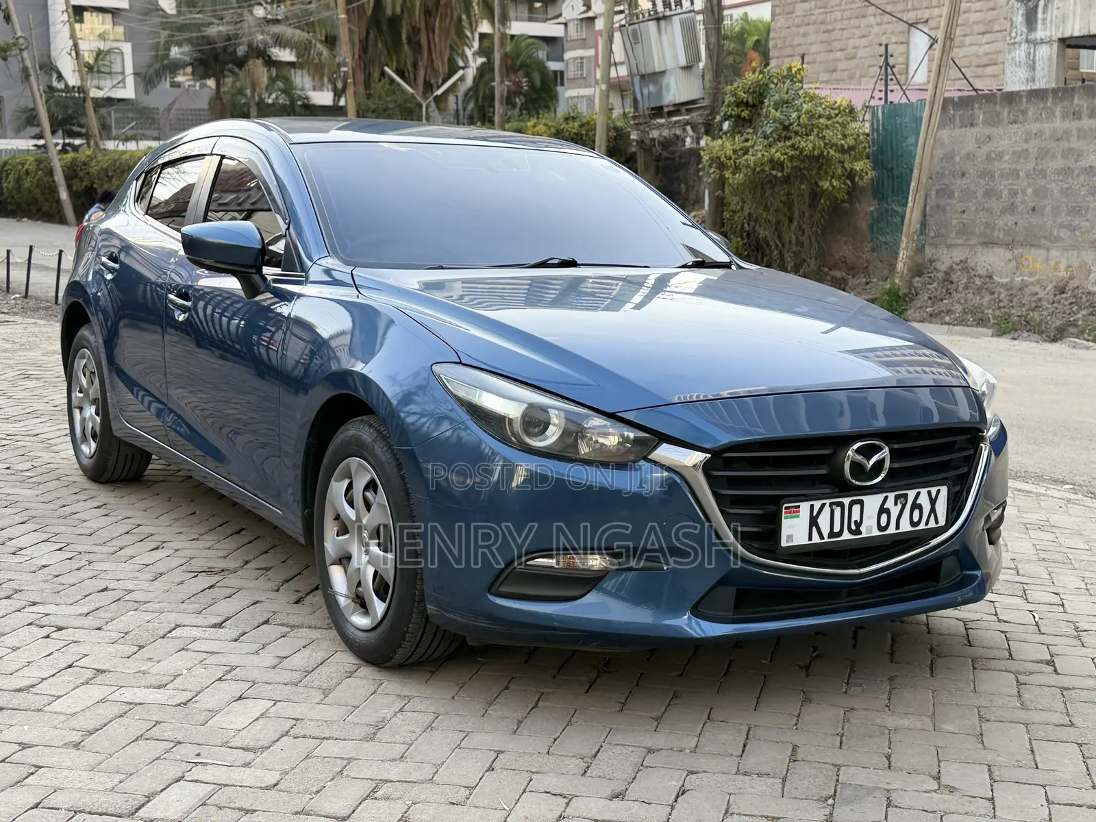 Mazda Axela 2016 Blue