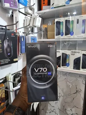 New Vivo V70 256 GB Black