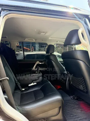 Toyota Land Cruiser 2012 Black