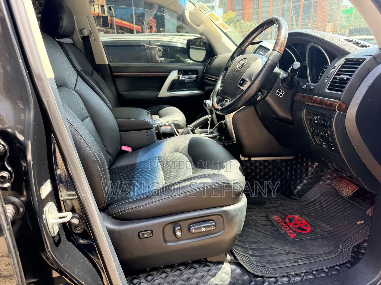 Toyota Land Cruiser 2012 Black