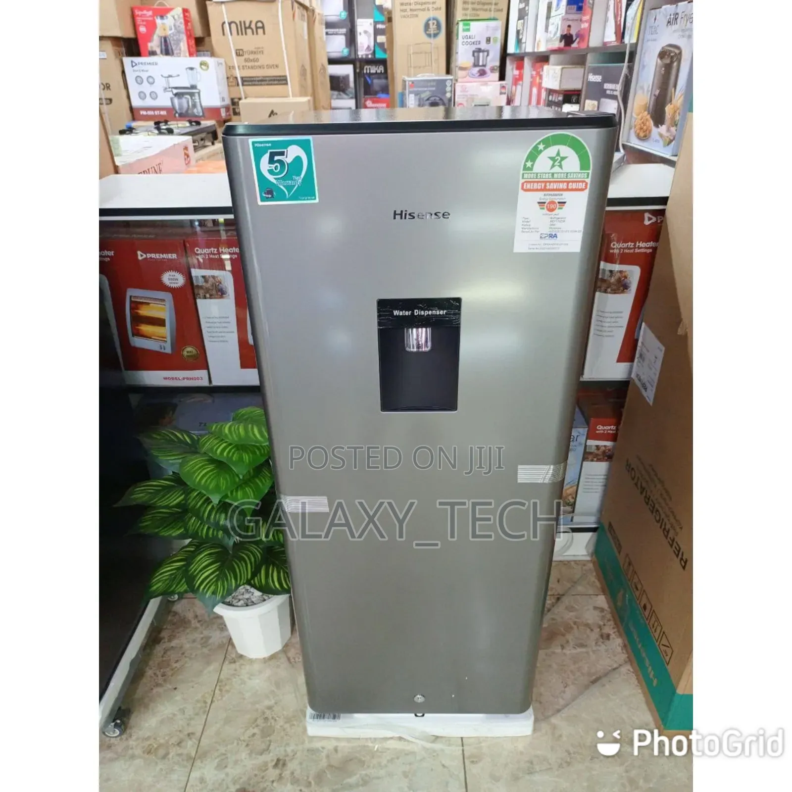 Hisense 176L Single Door Fridge With Water Dispenser - Silver