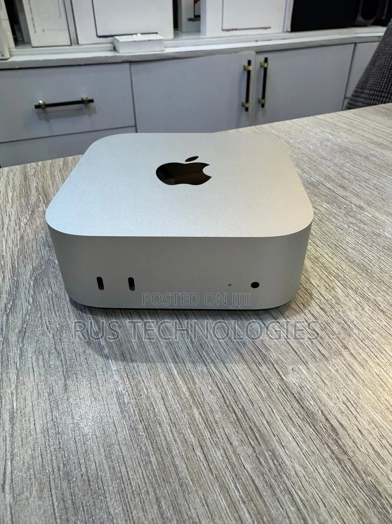 Desktop Computer Apple Mac Mini M4 16GB Apple M4 Pro SSD 256GB