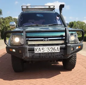 Toyota Land Cruiser Prado 1995 Green