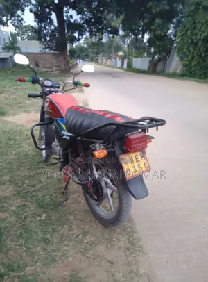 Honda CB 2018 Red