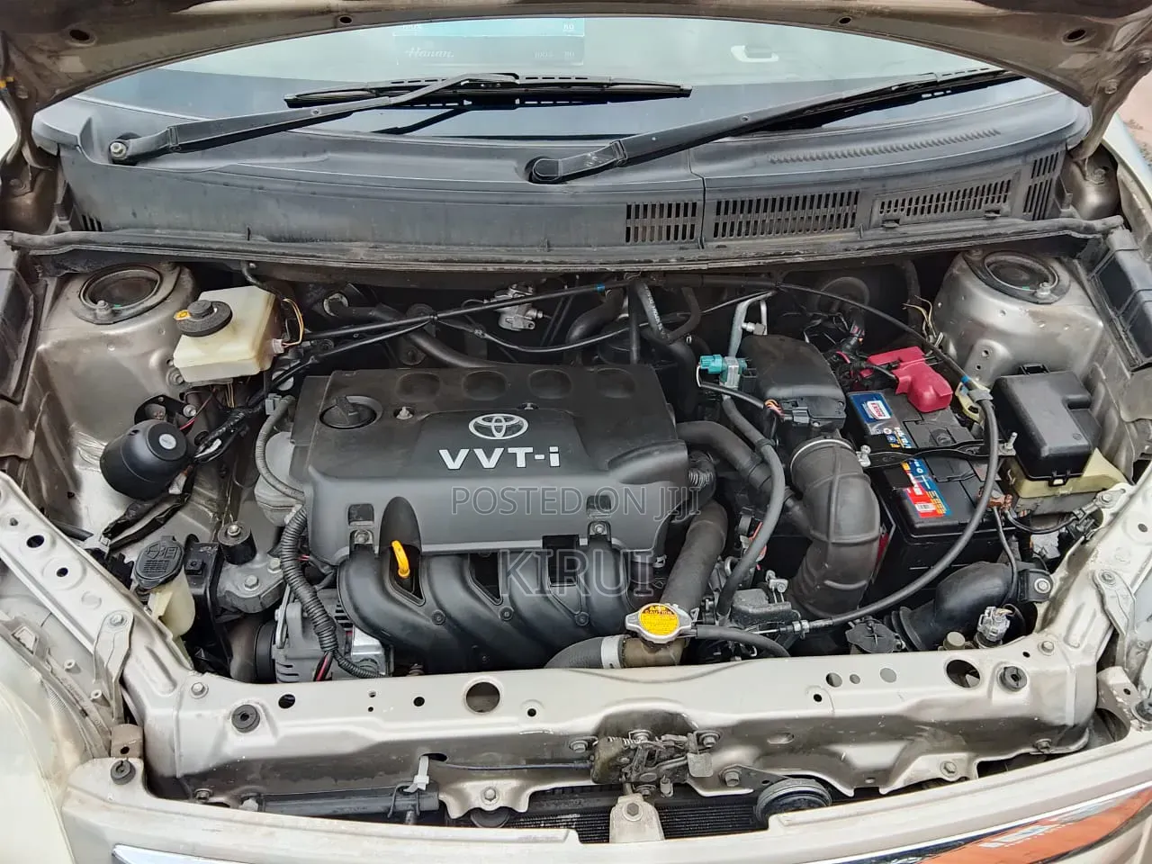 Toyota Raum 2005 Silver