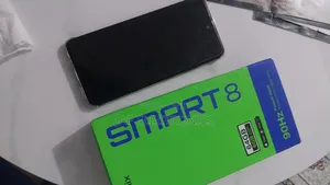 Infinix Smart 8 64 GB Black
