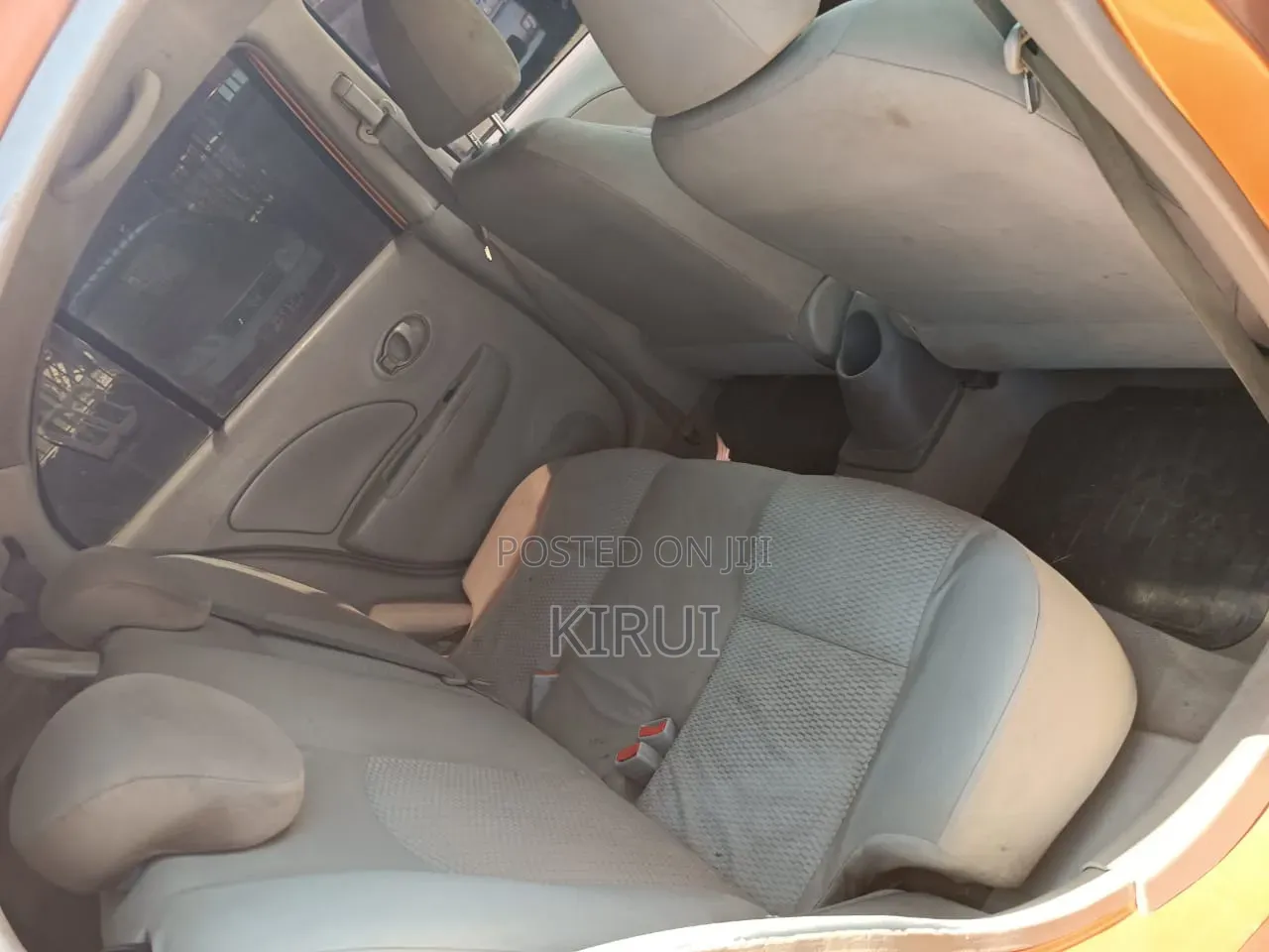 Nissan March 2012
