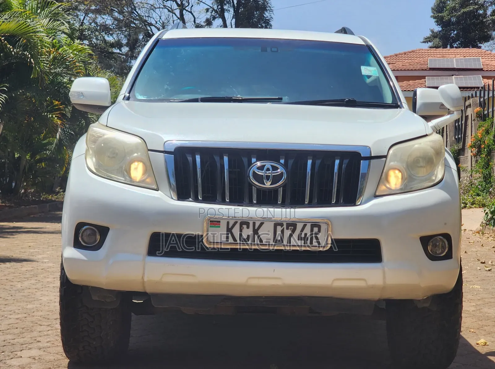 Toyota Land Cruiser Prado 2009 White