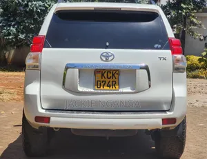Toyota Land Cruiser Prado 2009 White