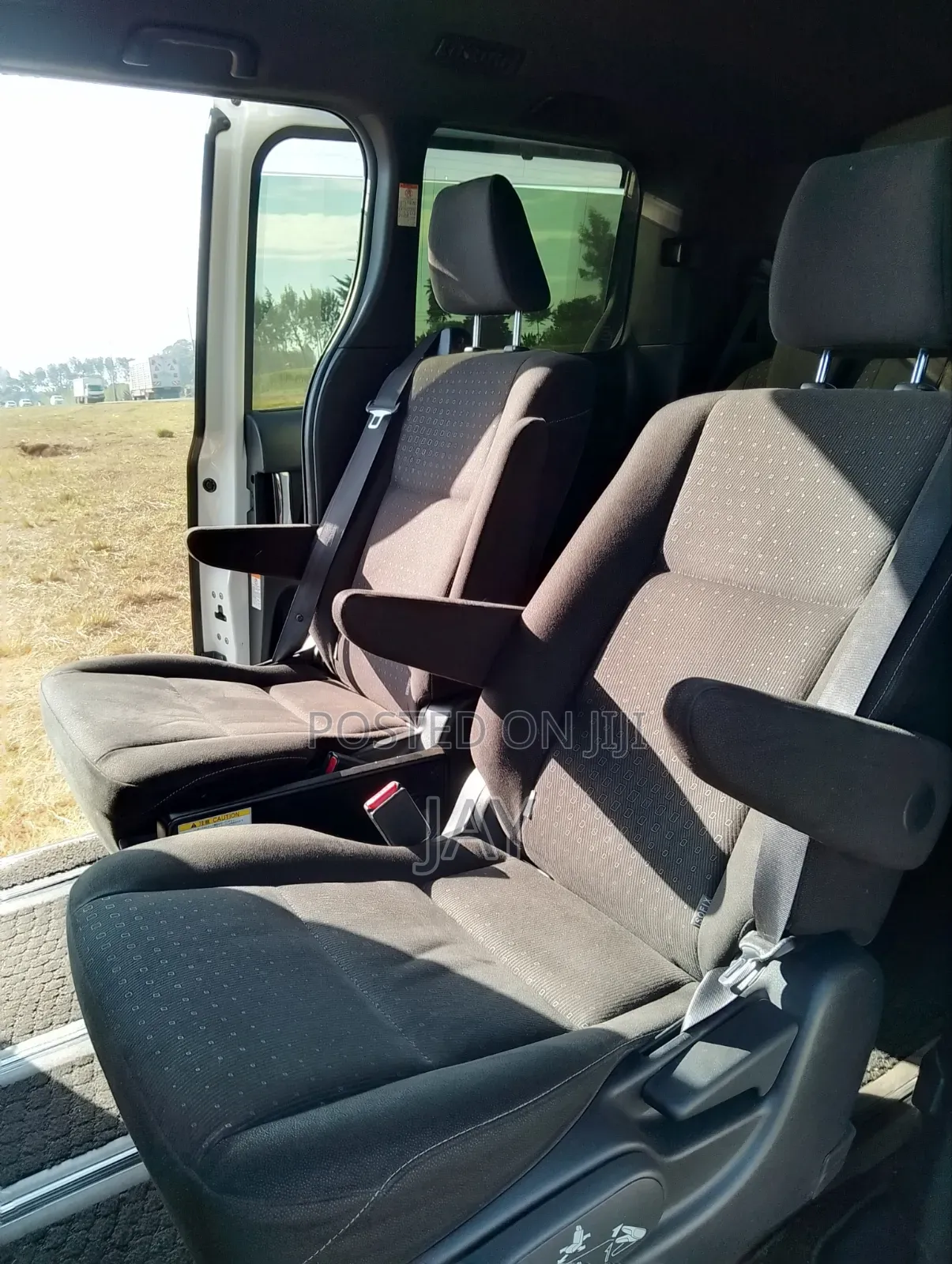 Toyota Noah Chauffeur