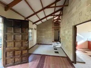 3bdrm Duplex in Karen for rent