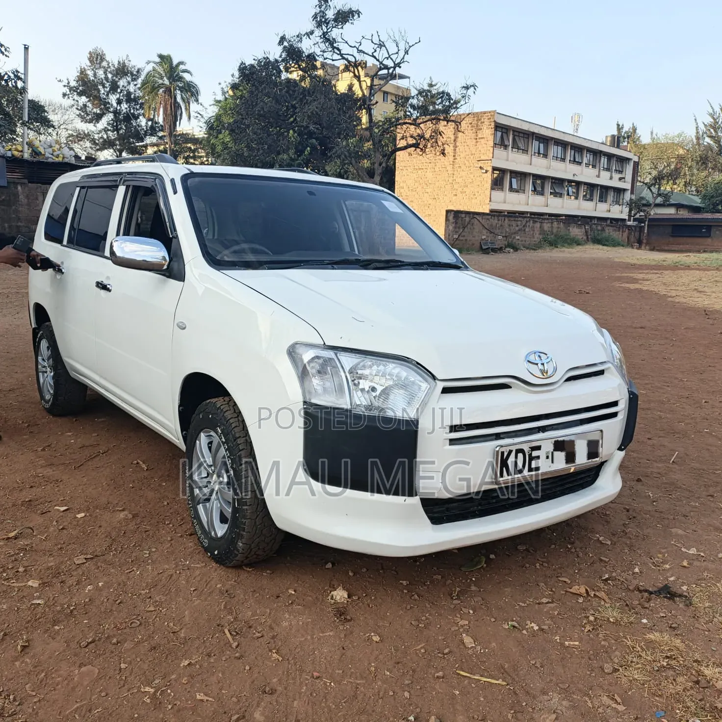 Toyota Probox 2015 Off white