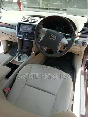 Toyota Premio 2011 Maroon