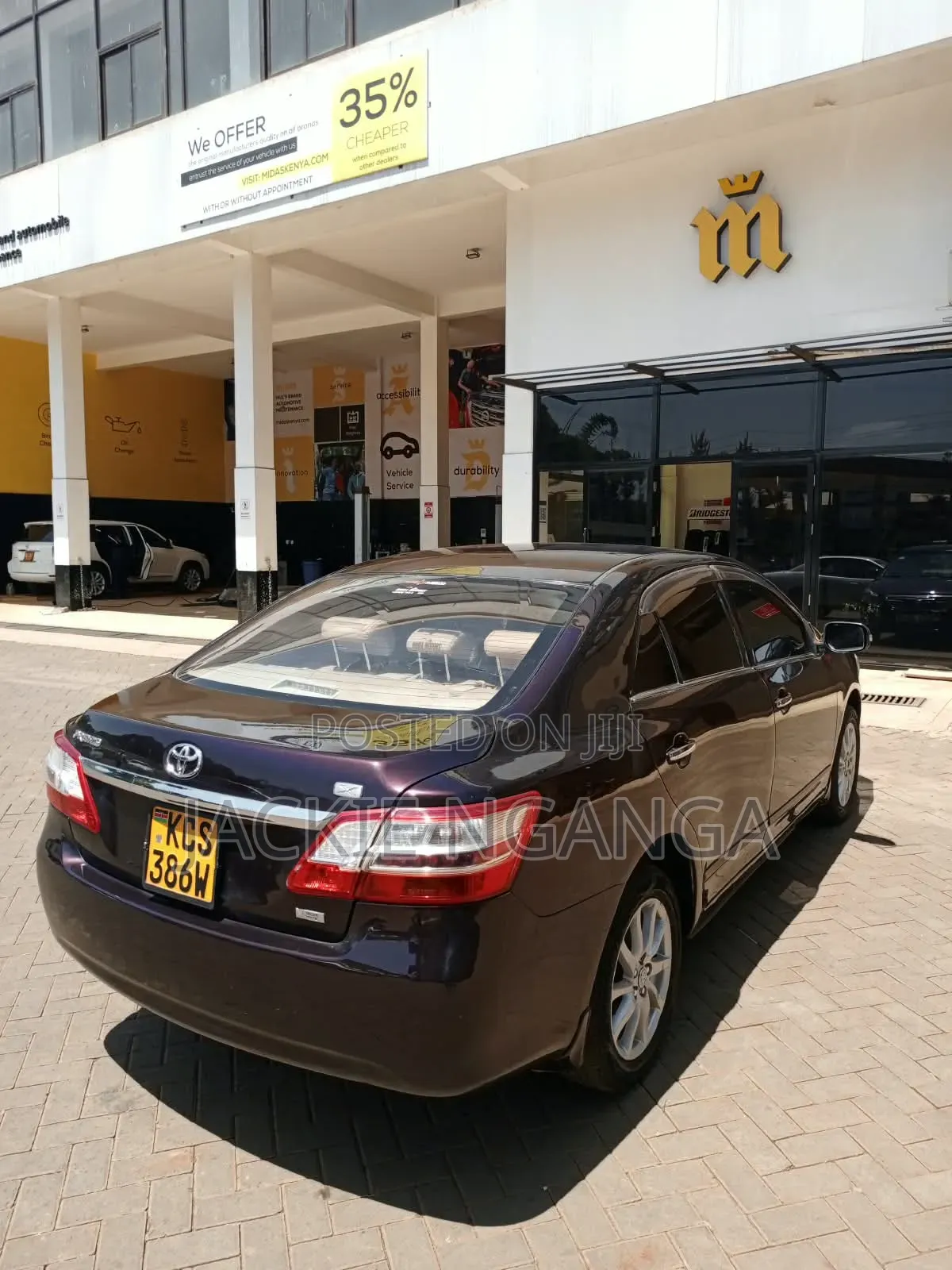 Toyota Premio 2011 Maroon