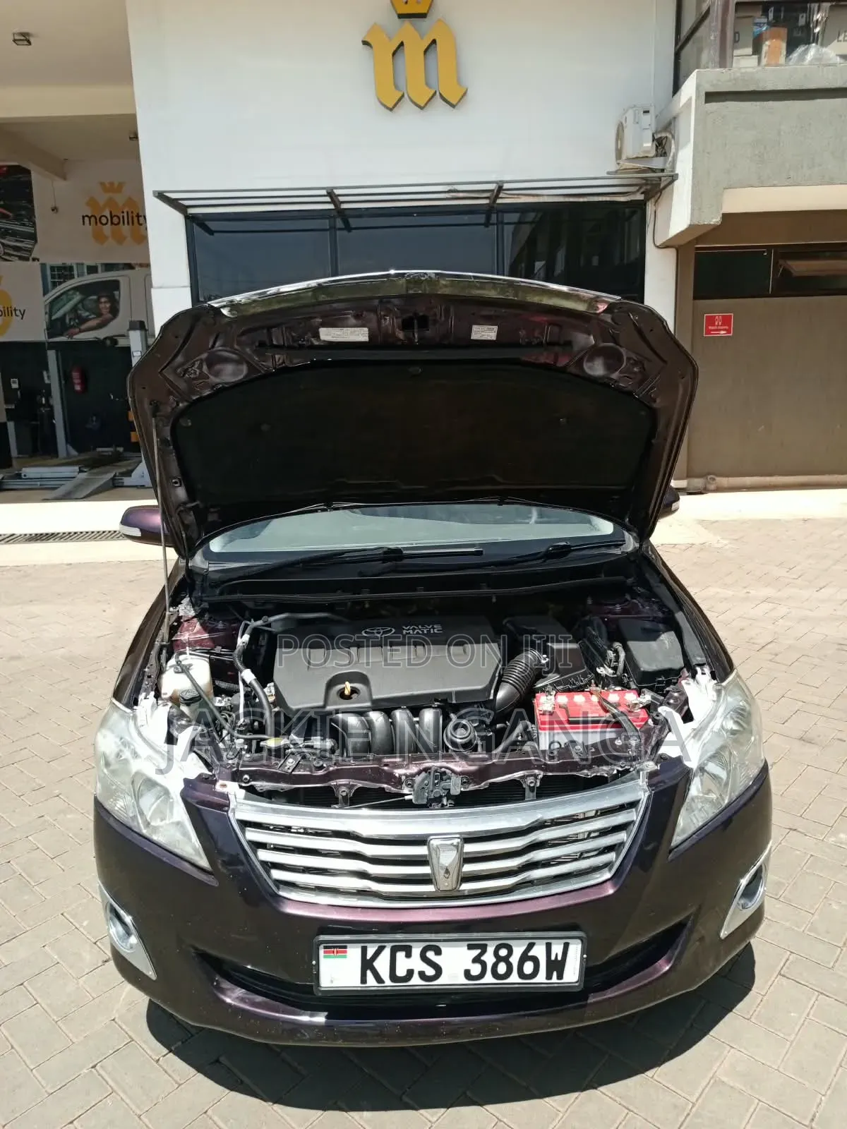 Toyota Premio 2011 Maroon