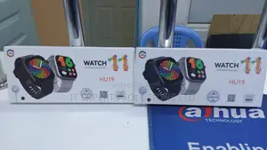 Smartwatch With 3 Interchangeable Straps