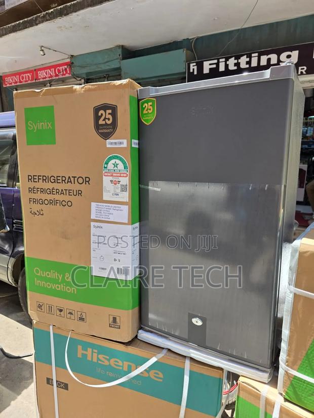 Syinix 90L Mini Single Door Fridge