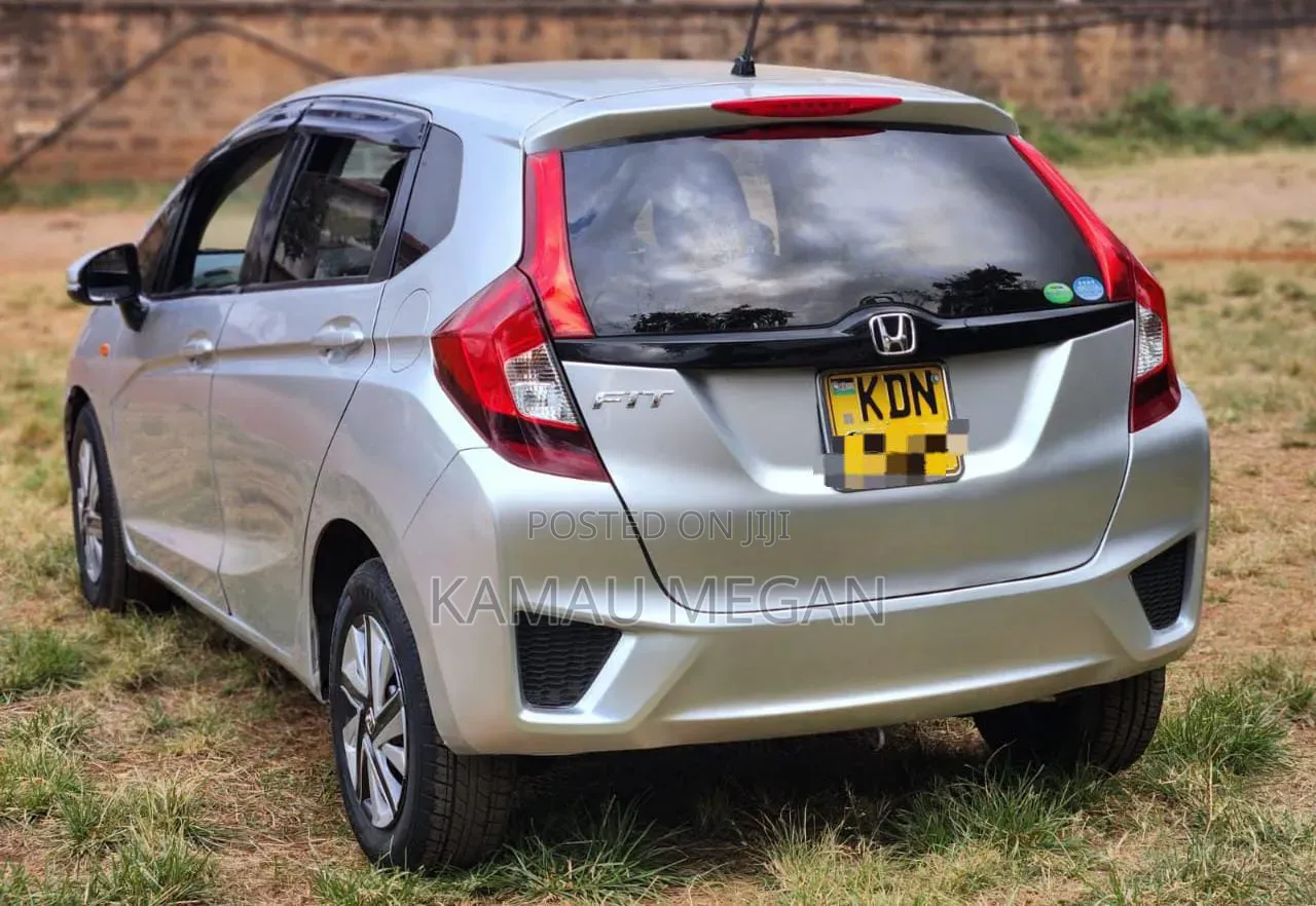 Honda Fit 2016 Gray