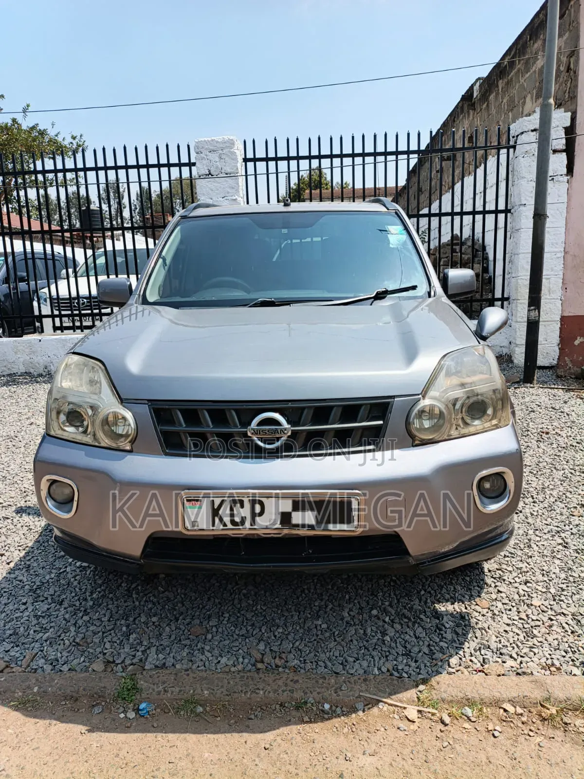 Nissan X-Trail 2011 Silver