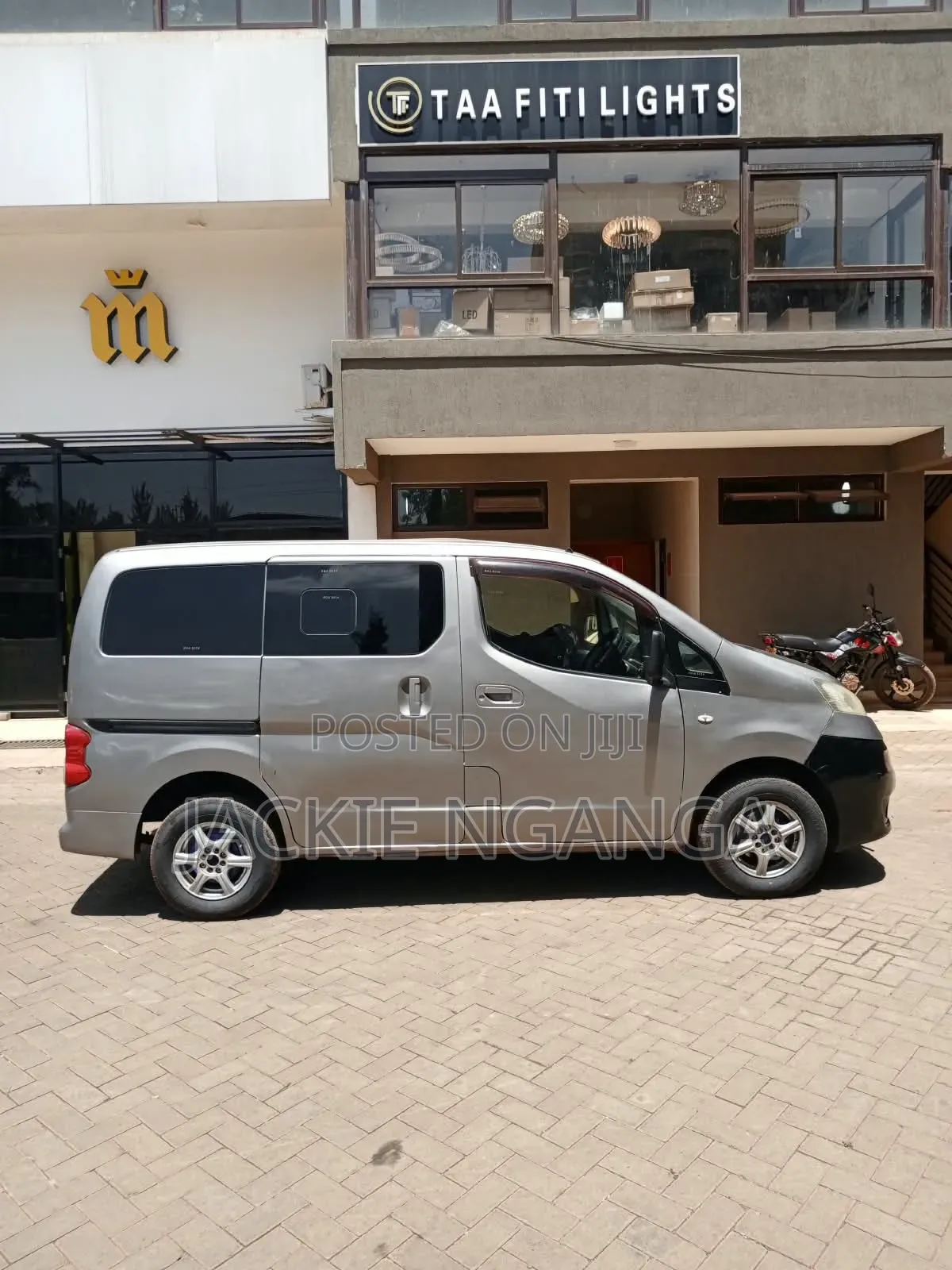 Nissan NV200 2012 Silver