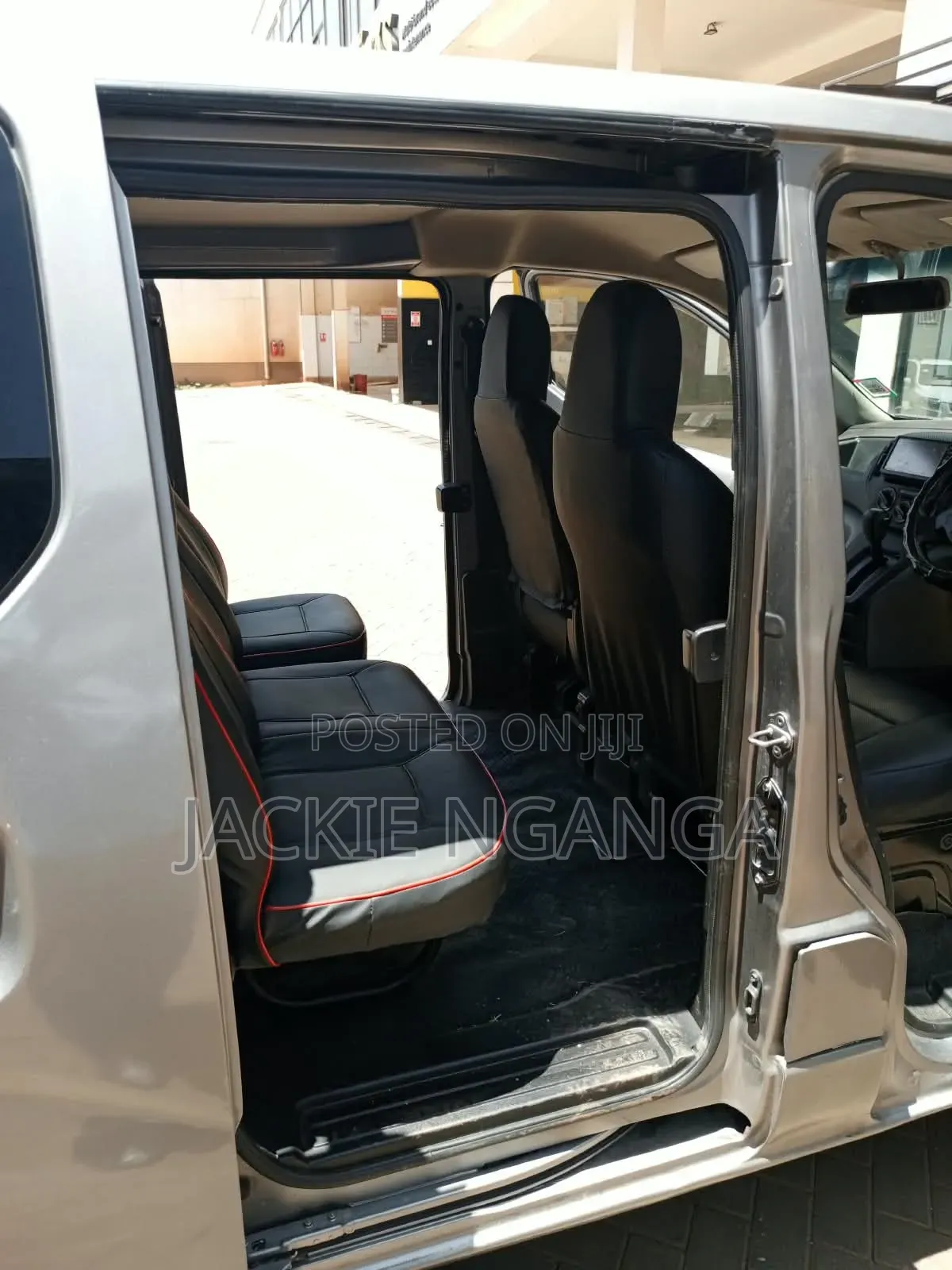 Nissan NV200 2012 Silver
