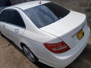 Mercedes-Benz C200 2012 White