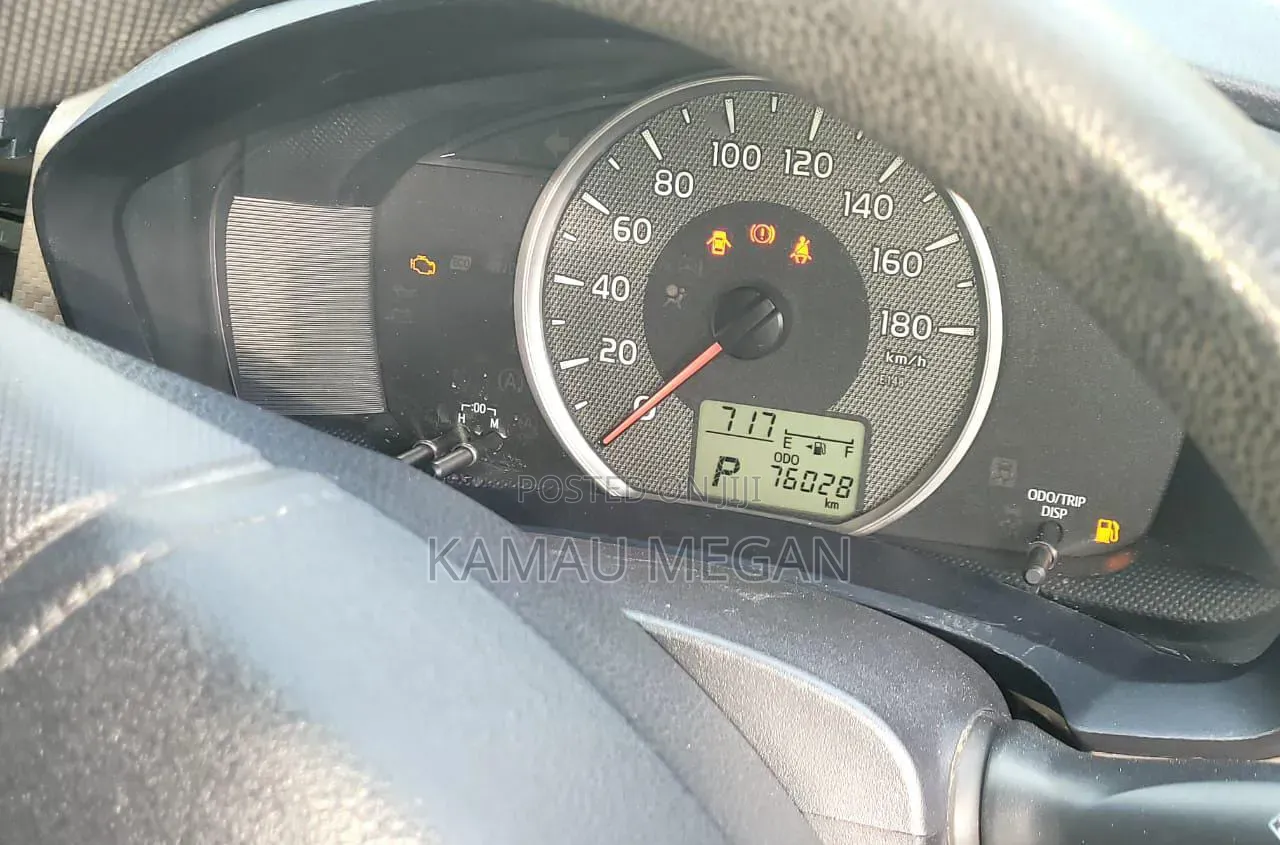 Toyota Axio 2012 Off white