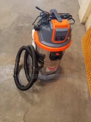 Italian Water Spray Vacuum Machine